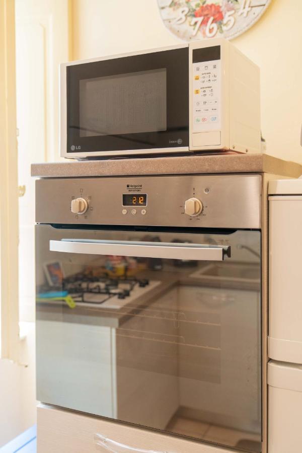 Nel Cuore Della Cittadina Termale Maison M&V Apartment มอนเตกาตินี แตร์เม ภายนอก รูปภาพ